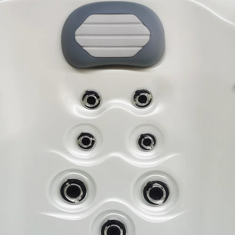 White 3-4-Seater Hot Tub - Hydrotherapy Pro Spa