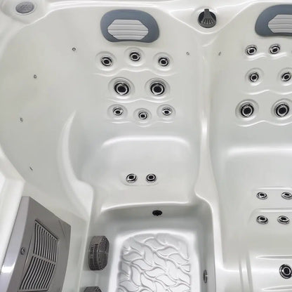 White 3-4-Seater Hot Tub - Hydrotherapy Pro Spa